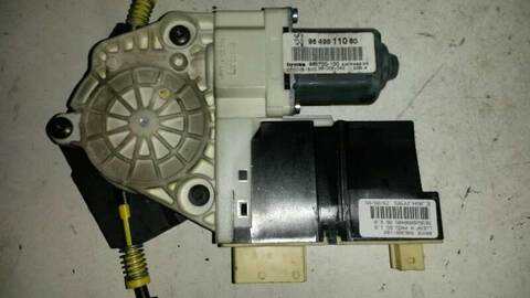 Foto 2ª: Elevalunas Eléctrico Delantero Derecho Peugeot 307 X-LINE 90CV 66KW [9HX] (2005)