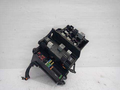 Caja Reles Fusibles Seat Altea FAMILY 105CV 77KW