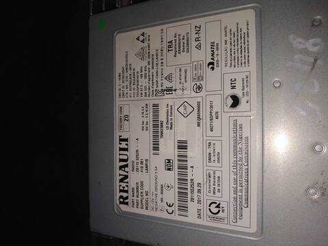 Foto 3ª: Sistema Audio Radio CD Renault Megane ZEN BERLINA 110CV 81KW IV BERLINA 5P [K9K G6] (2017)