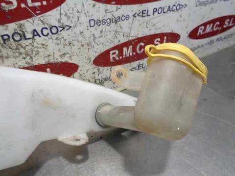 Foto 2ª: Deposito Limpiaparabrisas Ford Focus AMBIENTE BERLINA 90CV 66KW [C9DB] (2001)