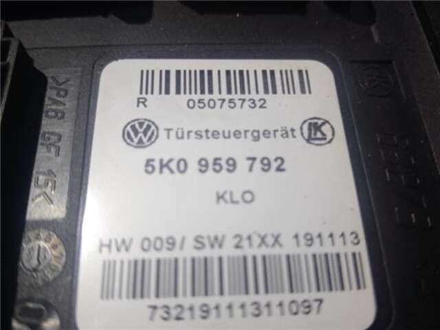 Foto 3ª: Elevalunas Eléctrico Delantero Izquierdo Volkswagen Touran 1.6 ADVANCE BLUEMOTION [1.6 LTR. - 77 KW TDI DPF] [CAYC]