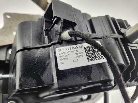 Foto 3ª: Palanca de Cambio Volkswagen T-Cross LIFE 116CV 85KW [DKRF] (2020)