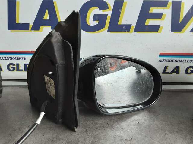 Retrovisor Derecho Volkswagen Golf 1.9 TDI105CV 0CV
