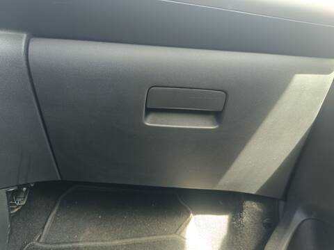 Guantera Citroen C Elysee SHINE 99CV 73KW