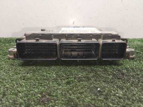 Foto 3ª: Centralita Motor ECU Nissan Qashqai 1.6 DCI ALL MODE 4X4-I 130CV 96KW [R9M] (2014)