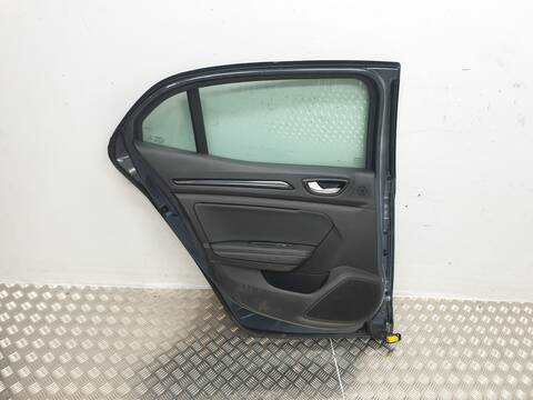 Foto 3ª: Puerta Trasera Izquierda Renault Megane TECH ROAD 101CV [H5F408] (2015)