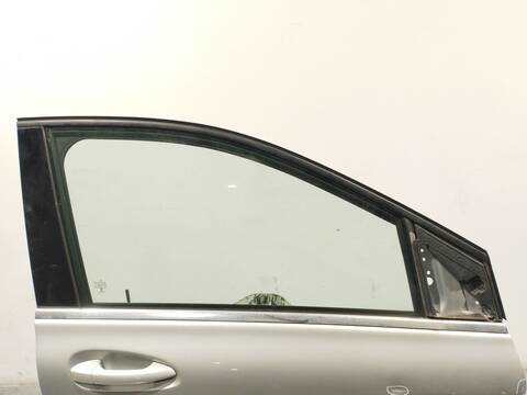 Foto 2ª: Puerta Delantera Derecha Mercedes Clase B 150 B 200 CDI 246.201) 136CV 100KW [OM 651.901] (2013)