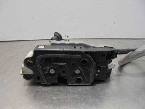 Foto 4ª: Cerradura Puerta Delantera Derecha Volkswagen Polo ADVANCE 75CV 55KW [CAY] (2010)
