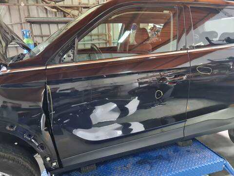 Foto 1ª: Puerta Delantera Izquierda Ssangyong Korando URBAN 4X2 149CV 110KW [G15DTF] (2021)