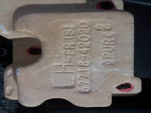 Foto 2ª: Tapizados Cartoneras Toyota Rav4 2.2 D-4D CAT 150CV (2005)