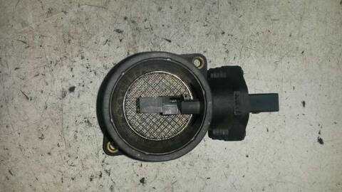 Foto 3ª: Caudalimetro Volkswagen Golf 1.9 TDI BERLINA 110CV 81KW [AHF] (1999)