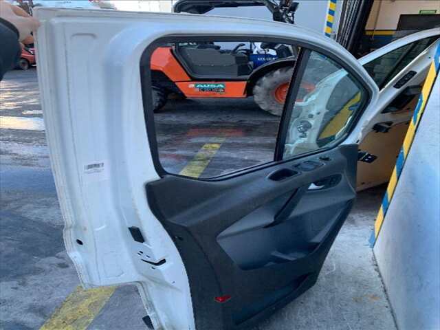 Foto 2ª: Puerta Delantera Izquierda Ford Transit 2.0 TDCI129CV 0CV [YMF6] (2017)