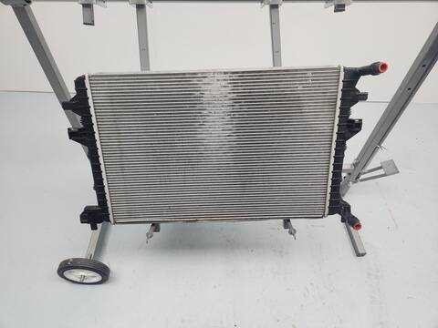 Foto 1ª: Radiador Motor Seat Leon STYLE 115CV 85KW [DTRD] (2022)