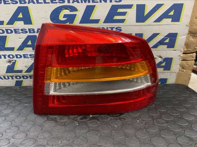 Foto 1ª: Piloto Trasero Derecho Opel Astra 1.6 (2001)