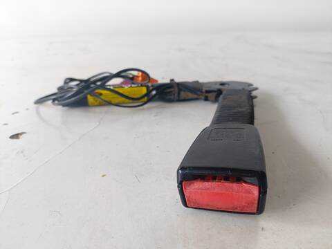Foto 2ª: Pretensor Airbag Derecho Ford Focus CONNECTION 2.0 TDCI CAT 136CV (2003)