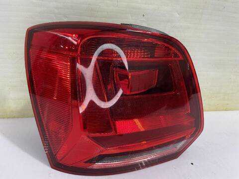 Foto 3ª: Piloto Trasero Izquierdo Volkswagen Polo A-POLO 75CV [CHYB] (2014)