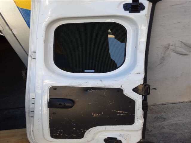 Foto 2ª: Puerta Trasera Derecha Renault Kangoo 1.5 DCI75CV 0CV [K9K 608] (2014)