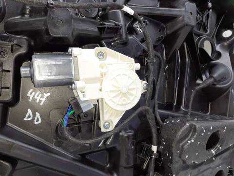 Foto 2ª: Elevalunas Eléctrico Delantero Derecho Mercedes Clase V 200 CDI 250 BT 4MATIC 447.813) 190CV 140KW 447) (2014)