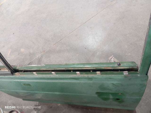 Foto 2ª: Puerta Delantera Izquierda Mitsubishi Pajero 2.6 G L042 CABRIO [4G54] (1984)