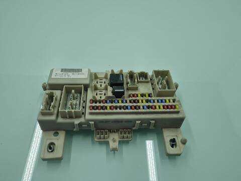 Caja Reles Fusibles Ford Focus ST BERLINA 226CV 166KW