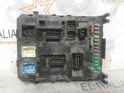 Caja Reles Fusibles Peugeot 407 1.6 HDI FAP CAT 9HZ - DV6TED4) 109CV 80KW