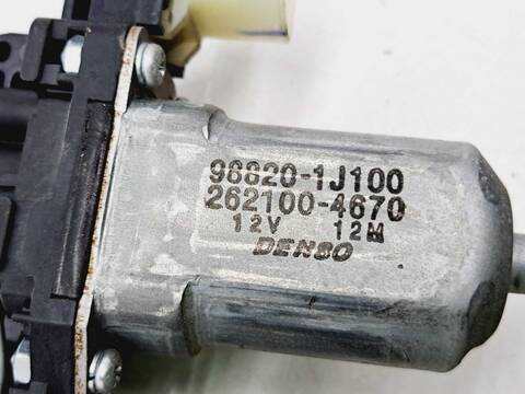 Foto 2ª: Elevalunas Eléctrico Delantero Derecho Hyundai i20 1.2 CAT 78CV 57KW [G4LA] (2011)