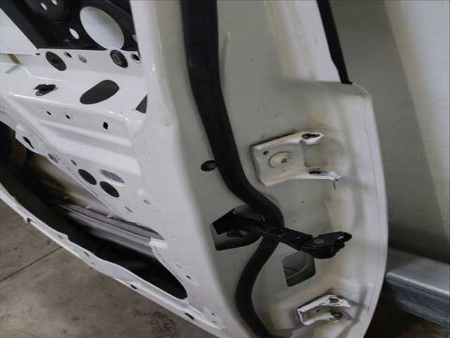 Puerta Delantera Izquierda Opel Combo 102 CV 75KW