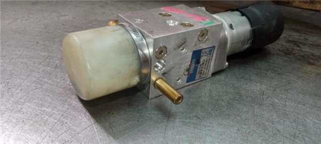 Foto 3ª: Techo Eléctrico Peugeot 206 2.0 CC [2.0 LTR. - 100 KW 16V CAT (RFN - EW10J4)] [RFN (EW10J4)]