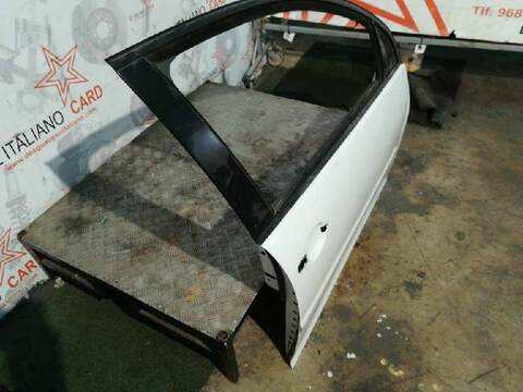 Foto 4ª: Puerta Delantera Derecha Volkswagen Golf SPORTLINE BERLINA 140CV 103KW [BKD] (2006)