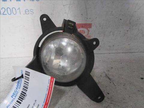 Foto 2ª: Faro Antiniebla Delantero Izquierdo Kia Carnival 2.9 CRDI 144CV 106KW [D/ J3] (2003)