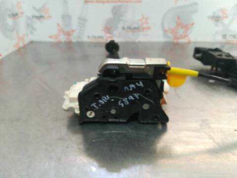 Cerradura Puerta Trasera Derecha Audi A4 BASICO 143CV 105KW