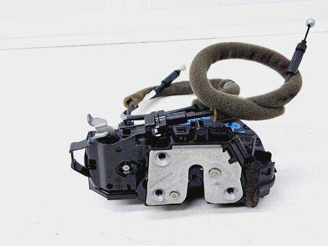 Foto 3ª: Cerradura Puerta Trasera Izquierda Nissan Micra ACENTA 71CV 52KW [B4D] (2018)