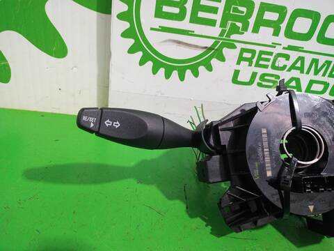 Foto 2ª: Mando Multifuncion Ford Fiesta AMBIENTE 68CV 50KW (2007)