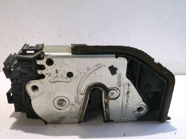 Foto 3ª: Cerradura Puerta Delantera Izquierda Bmw Serie 1 120 2.0 D E82 COUPE 2007-2013 [N47D20C] (2009)