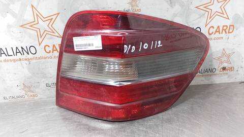 Foto 1ª: Piloto Trasero Derecho Mercedes Clase ML 320 3.0 CDI W164) 224CV 165KW 164.122) [OM642940] (2006)