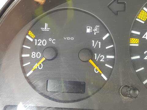Foto 2ª: Cuadro de Instrumentos Mercedes Clase ML 320 3.2 G V6 18V 218CV [112942] (1997)