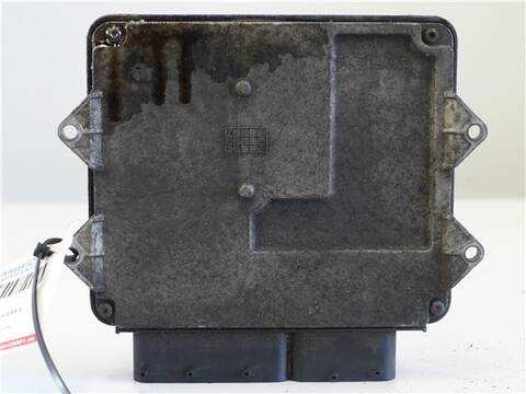Centralita Motor ECU Suzuki Swift 1.3 GL 3-PTAS.) BERLINA 69CV 51KW