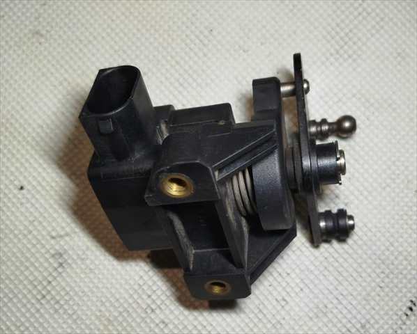 Foto 4ª: Sensor Aceleracion Mercedes Clase ML 270 2.7 CDI 5P ( SERIE 163 ) [612963 MB] (2001)