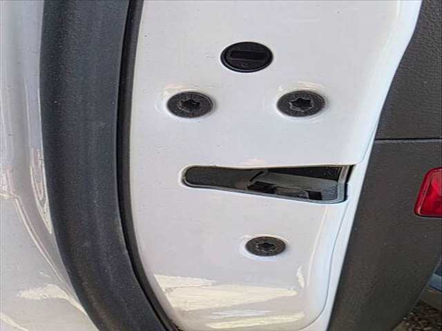 Cerradura Puerta Delantera Izquierda Ford Focus TREND 116CV 85KW