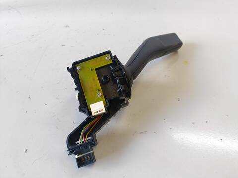Foto 3ª: Mando Luces Volkswagen Golf HIGHLINE 1 16V FSI 116CV (2003)