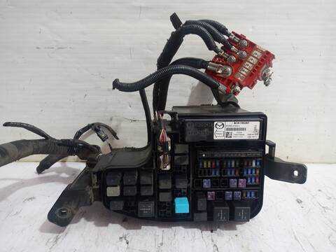 Caja Reles Fusibles Mazda 3 CENTER-LINE 150CV 110KW