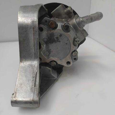 Foto 2ª: Bomba de Direccion Bmw Serie 1 114 120 D 163CV (2003)