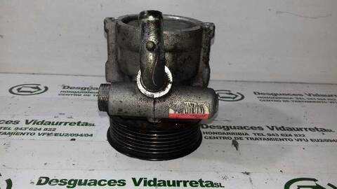 Foto 1ª: Bomba de Direccion Iveco Daily 2.3 DIESEL CAT 116CV 85KW CAJA CERRADA [F1AE0481GA] (2007)
