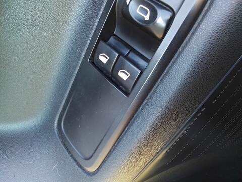 Foto 2ª: Botonera Elevalunas Citroen C3 TONIC 73CV 54KW [KF01] (2012)