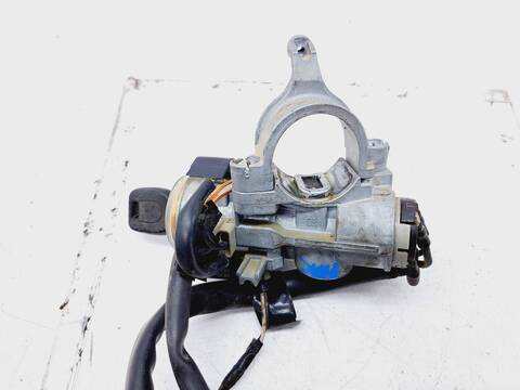 Foto 4ª: Motor de Arranque Mitsubishi Montero 2.5 TD GLS 99CV 73KW [4D56] (2000)