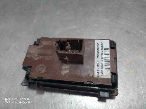 Foto 3ª: Mando Luces Citroen Jumper 30 L1H1 LIVE HDI 130 131CV 96KW [4H03] (2015)