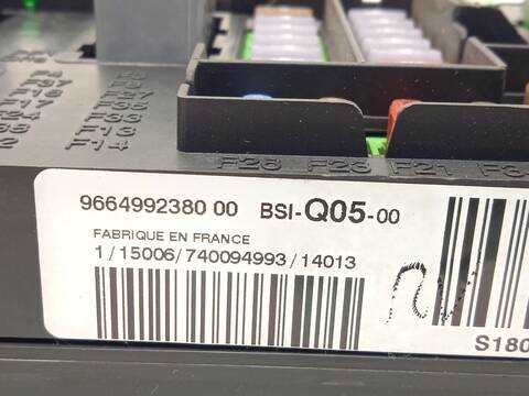 Foto 4ª: Caja Reles Fusibles Citroen DS5 1.6 HDI 115 114CV 84KW [9HD] (2014)