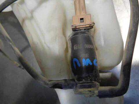Foto 3ª: Deposito Limpiaparabrisas Ford Focus AMBIENTE BERLINA 90CV 66KW [C9DB] (2001)