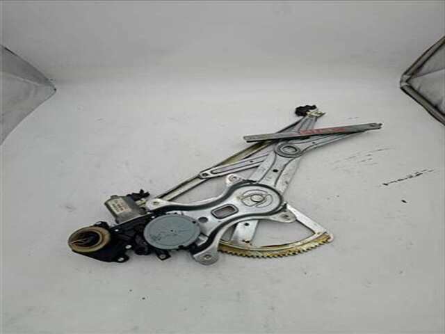 Foto 2ª: Elevalunas Eléctrico Delantero Derecho Toyota Corolla 2.2 D-4D SPORT [2.2 LTR. - 130 KW D-CAT] [2AD-FHV]