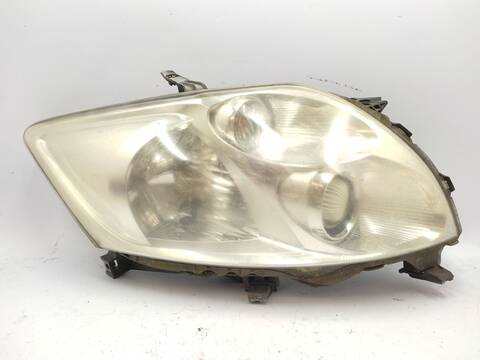 Faro Derecho Toyota Auris 1.4 ZZE150_) 97CV 71KW